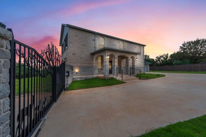 Canyon Creek - Residential