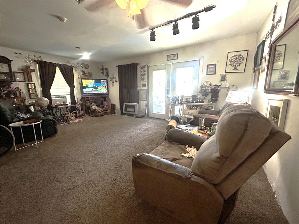 Three Skillet Ranch - Residential