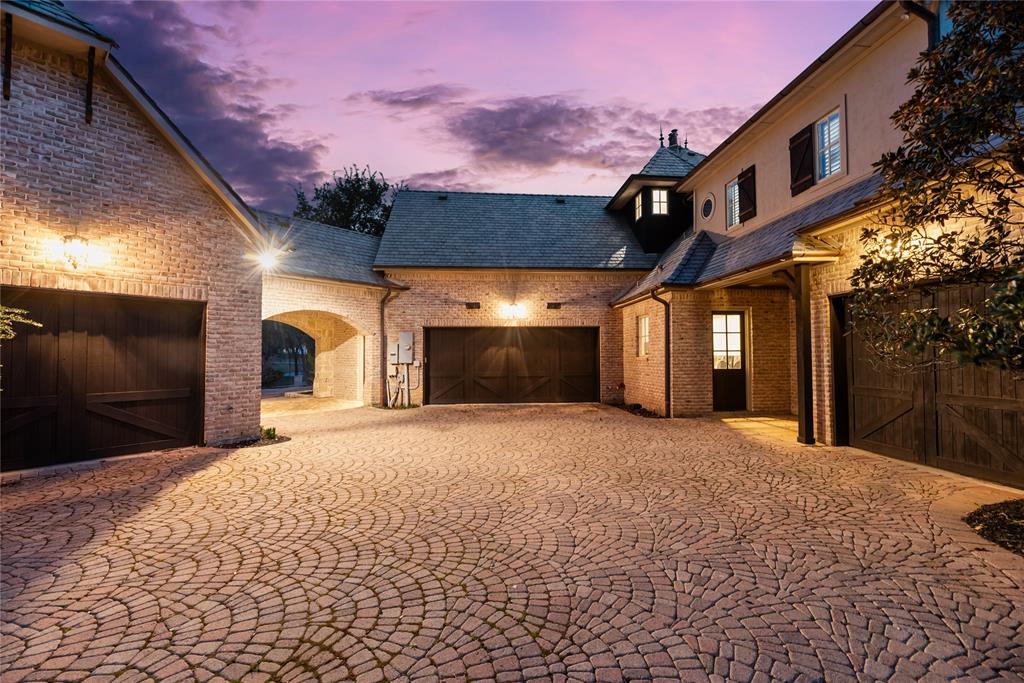 The Estates At Tour 18 Sec 1 - Residential