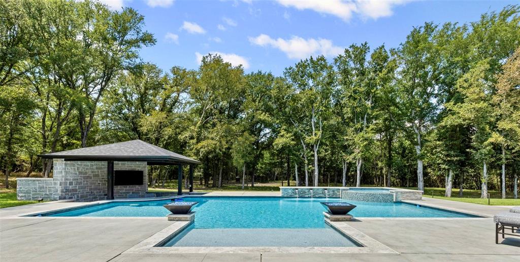 Tres Vistas Estates - Residential