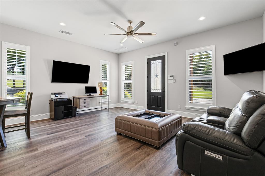 Tres Vistas Estates - Residential