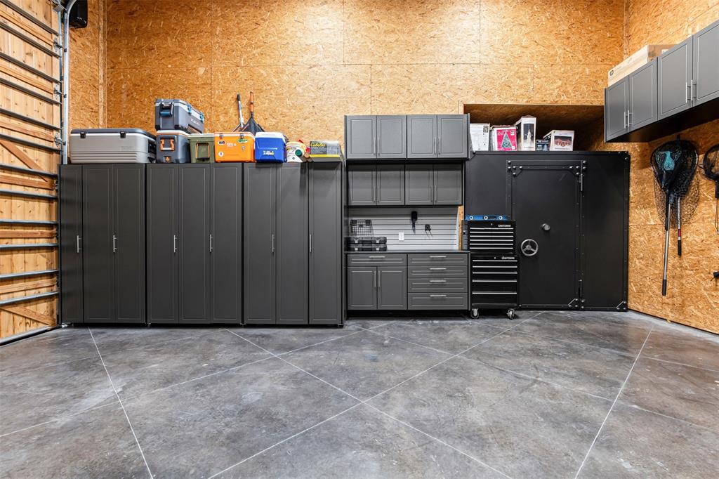 Tres Vistas Estates - Residential