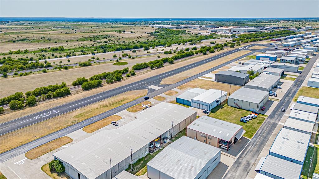 Hicks Airfield - Residential