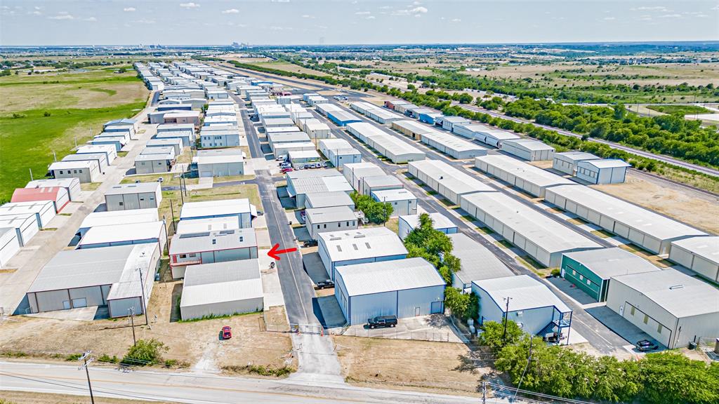 Hicks Airfield - Residential