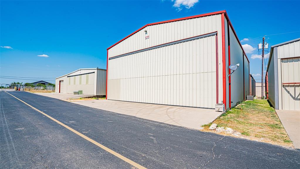 Hicks Airfield - Residential