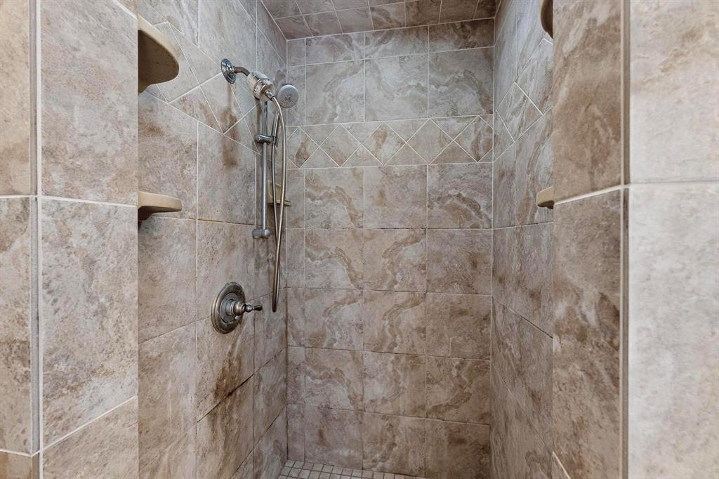 Creek Wood Estates - Residential