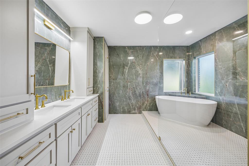 Casa Linda Estates - Residential