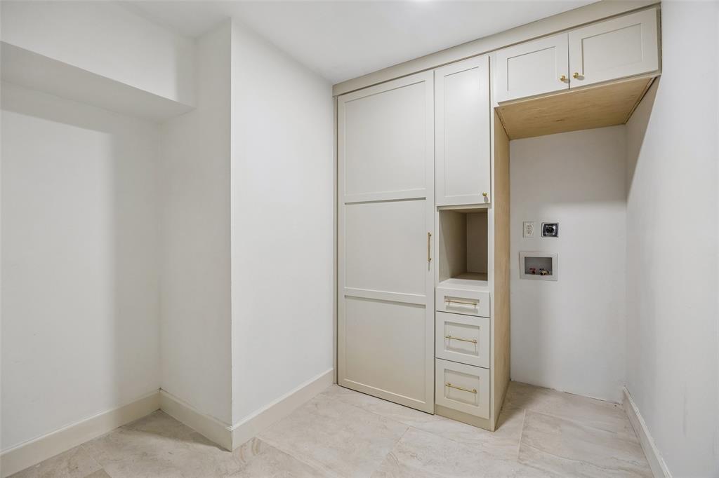 Casa Linda Estates - Residential