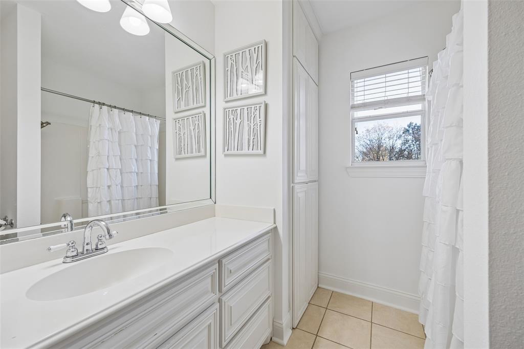 Casa Linda Estates - Residential