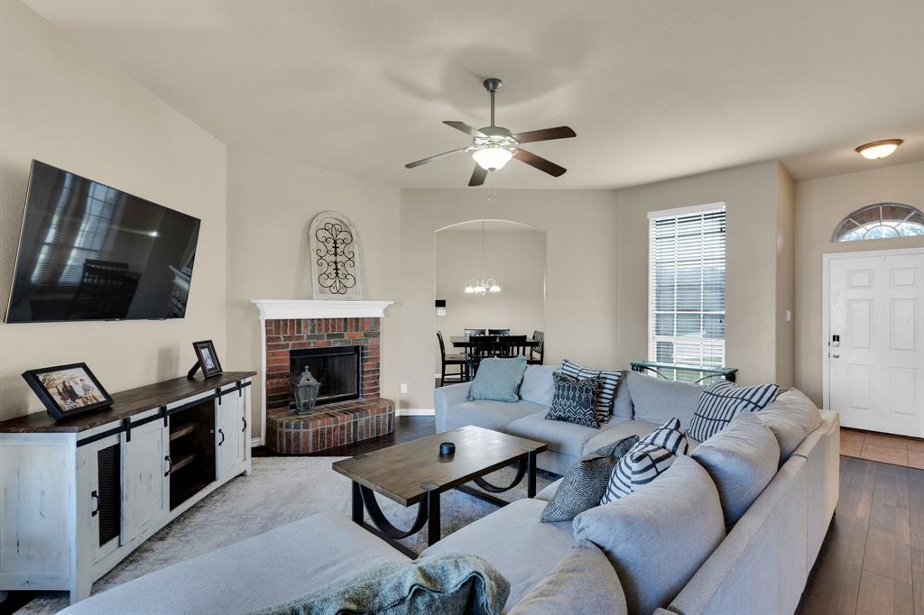 1313 Embercrest Drive