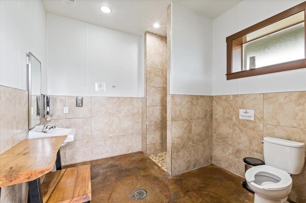 S Fitzhenry - Commercial Sale