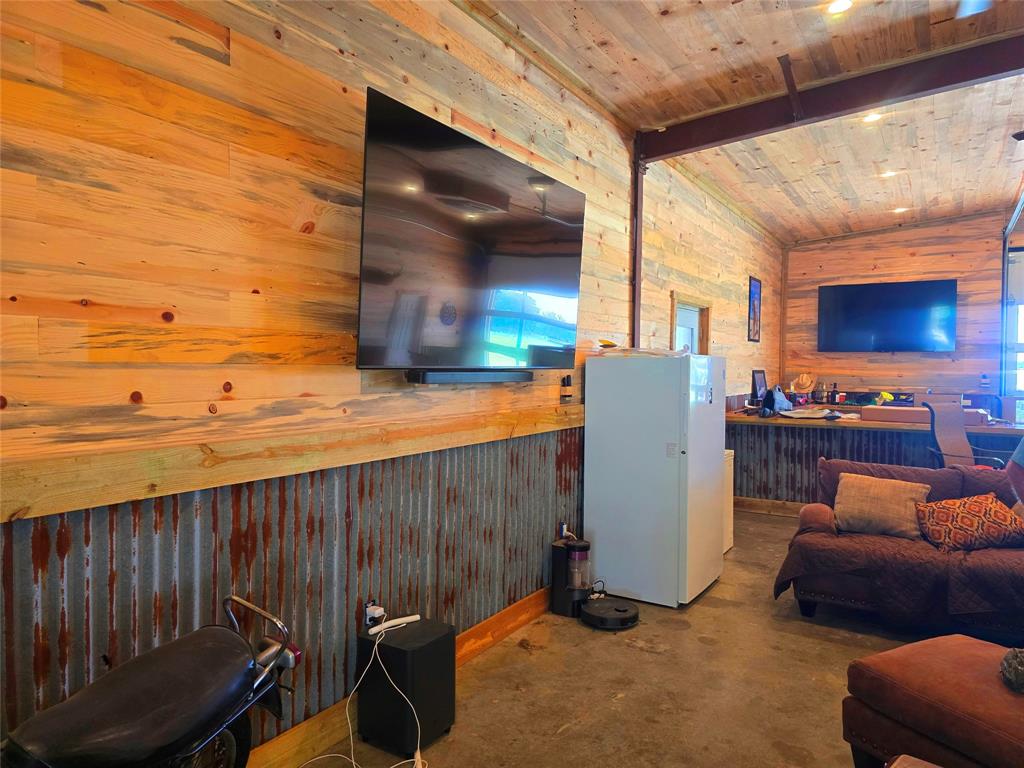 S Fitzhenry - Commercial Sale