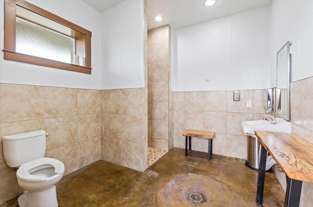 S Fitzhenry - Commercial Sale