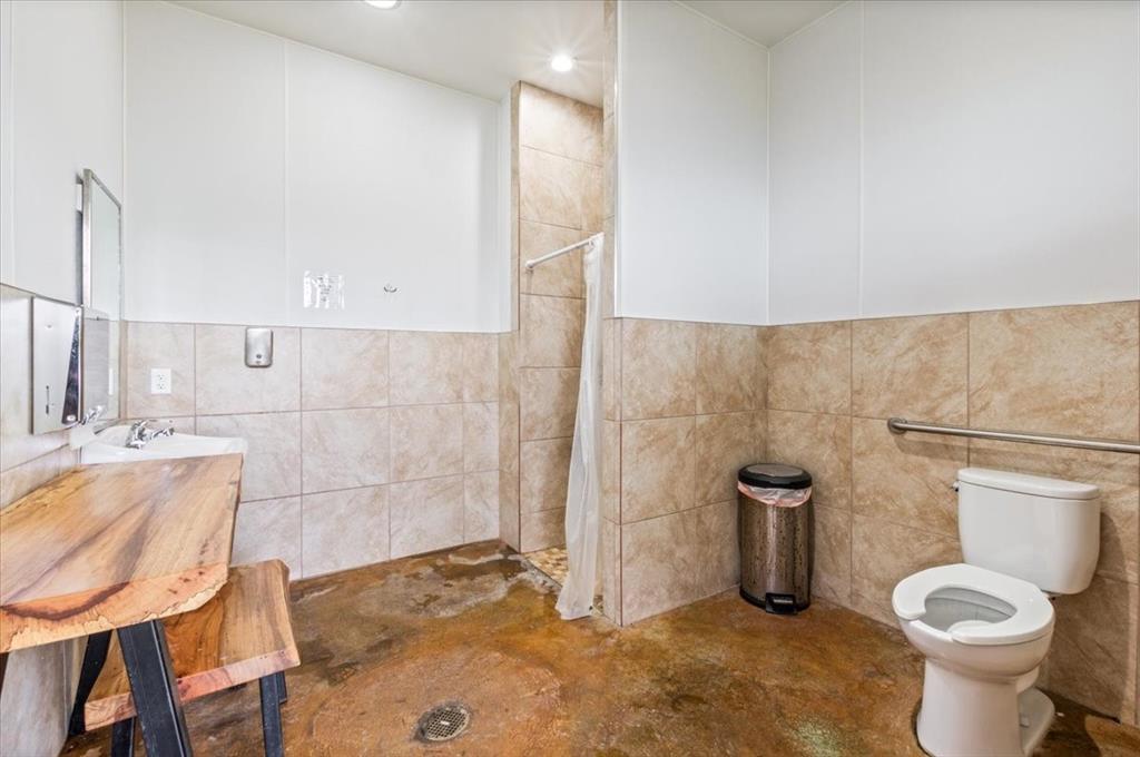 S Fitzhenry - Commercial Sale