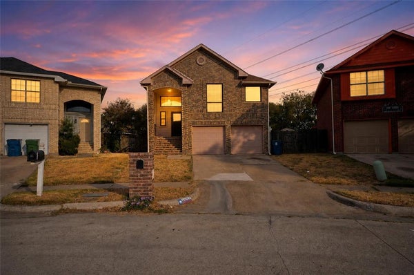 1335 JASMINE DR, LEWISVILLE, TX 75077 - Image 124b2fb1b8afd7ebbd3465b4ff4dd6f5/872368803