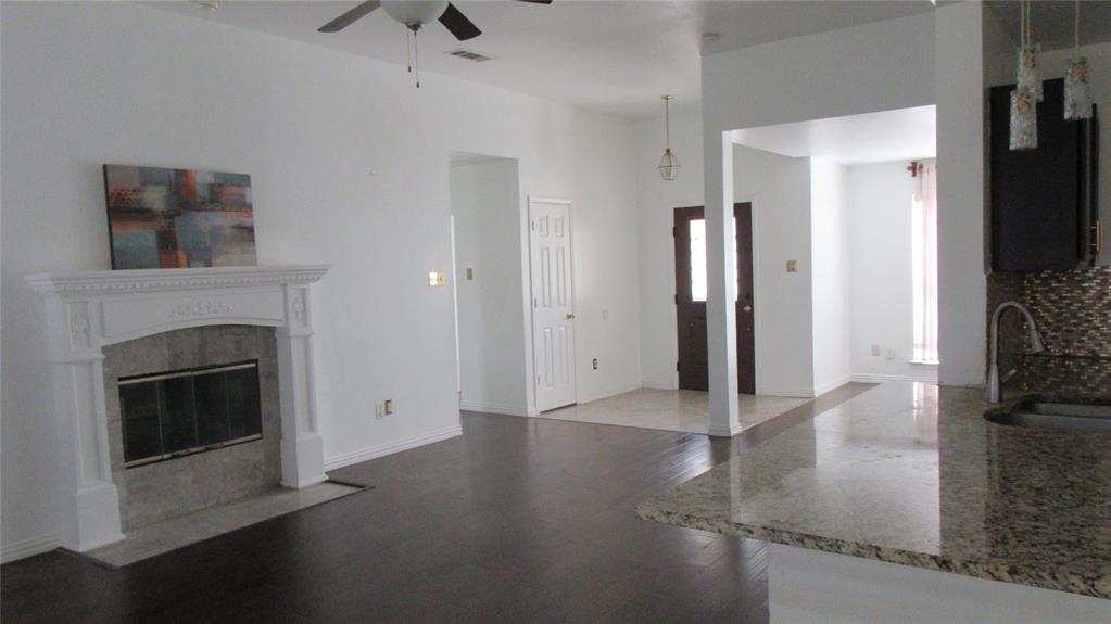 Davis Estates - Residential Lease