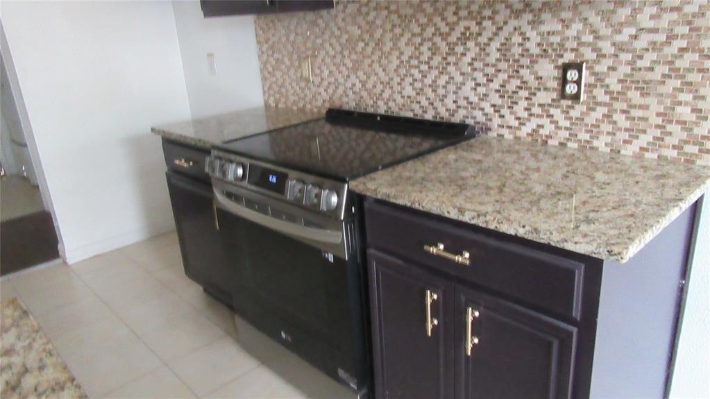 Davis Estates - Residential Lease