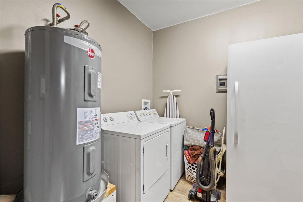 Simmons Shores - Residential