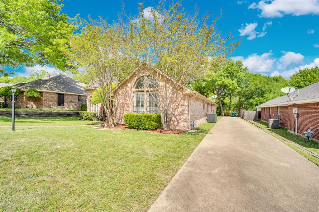 1105 Crestwood Court