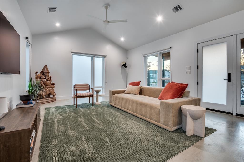 Reuss & Wheeler - Residential