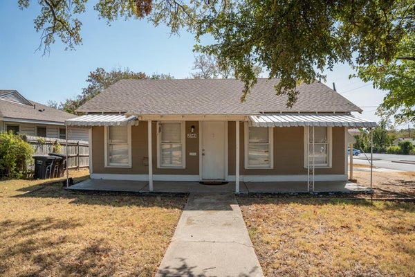 2945 HANDLEY DR, FORT WORTH, TX 76112 - Image 1250ee1eba813df976e81c142e5ac4e0/932614032