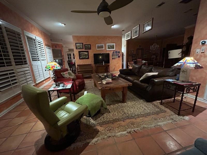 A0080 W W Ford - Residential