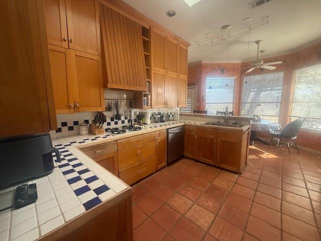 A0080 W W Ford - Residential