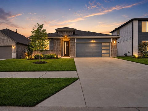 Photo of 2504 Wren Lane, Denton, TX 76205 (MLS # 21301056)
