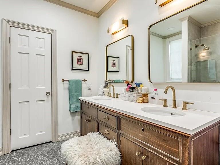 Waggoner Place - Residential Lease