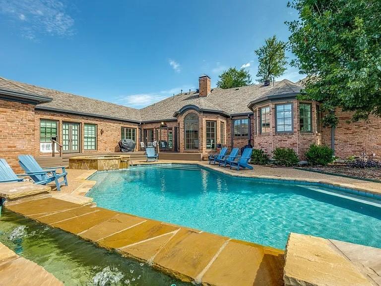 Waggoner Place - Residential Lease