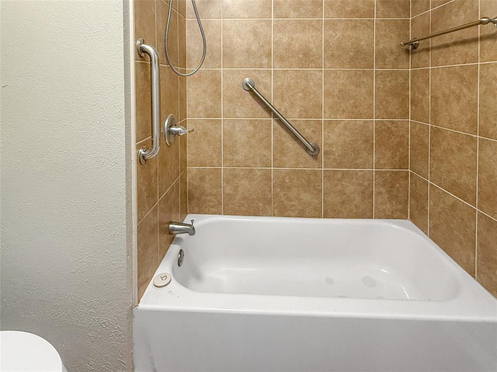 Meadowood 01 - Residential Lease