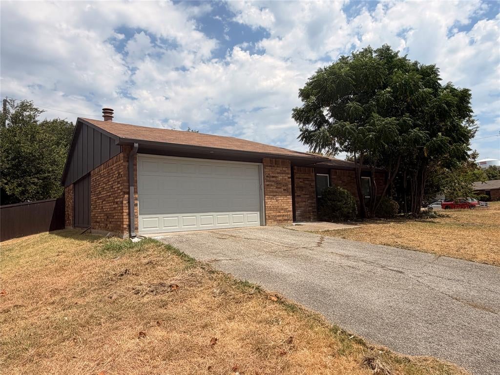 124 W Way Drive