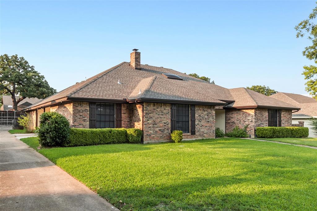 2422 Axminster Drive