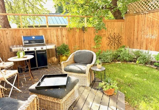 Sale St Twnhms - Residential