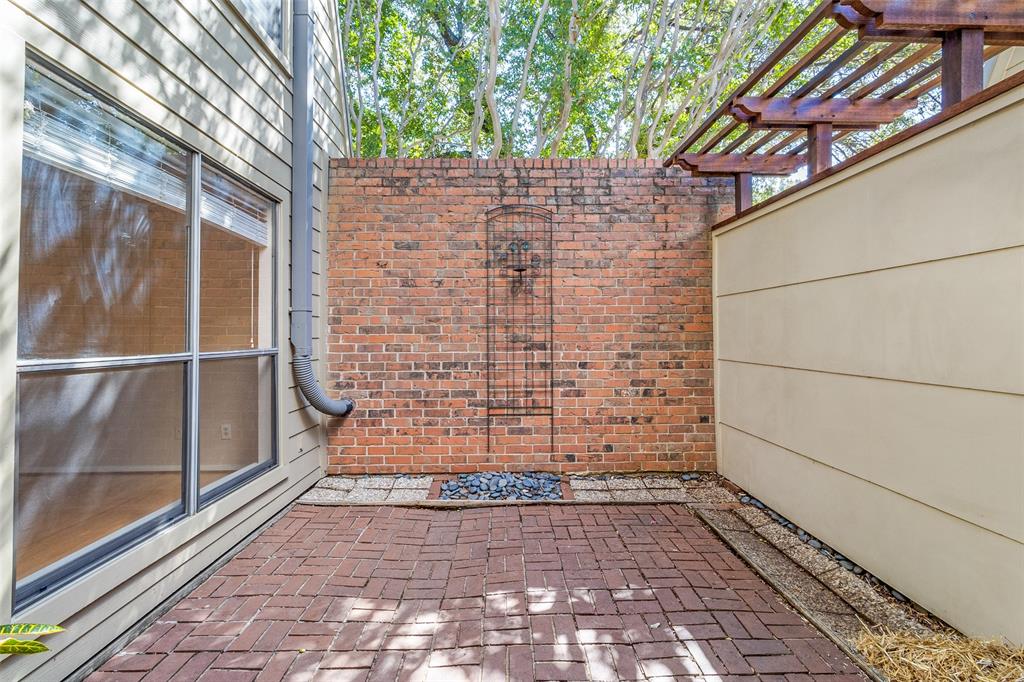 BRISTLE CONE TOWNHOUSE CONDO - Residential