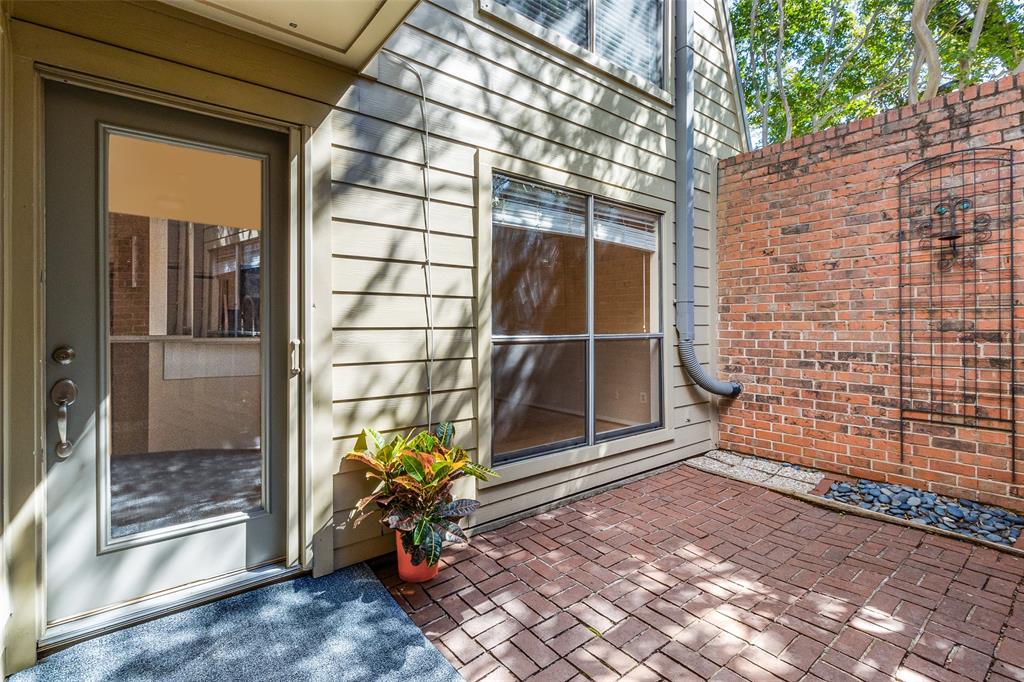 BRISTLE CONE TOWNHOUSE CONDO - Residential