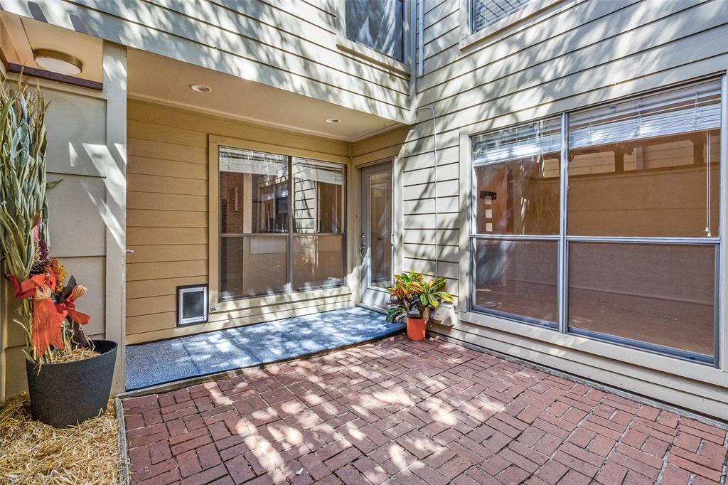 BRISTLE CONE TOWNHOUSE CONDO - Residential