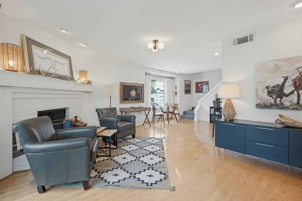 7640 W Greenway Boulevard 8K