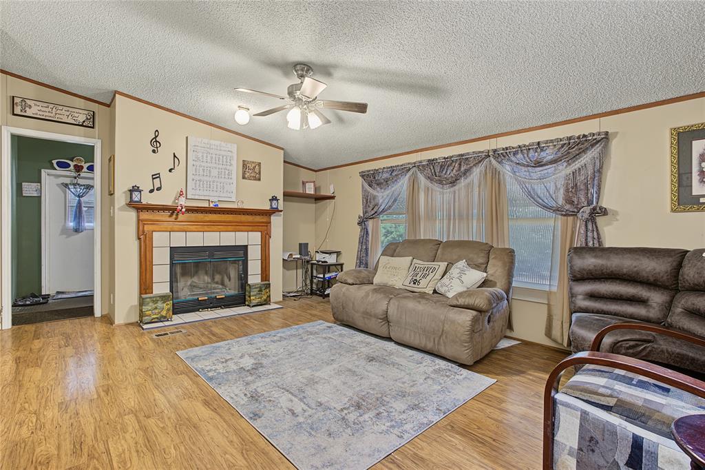 6005 Vinery Lane