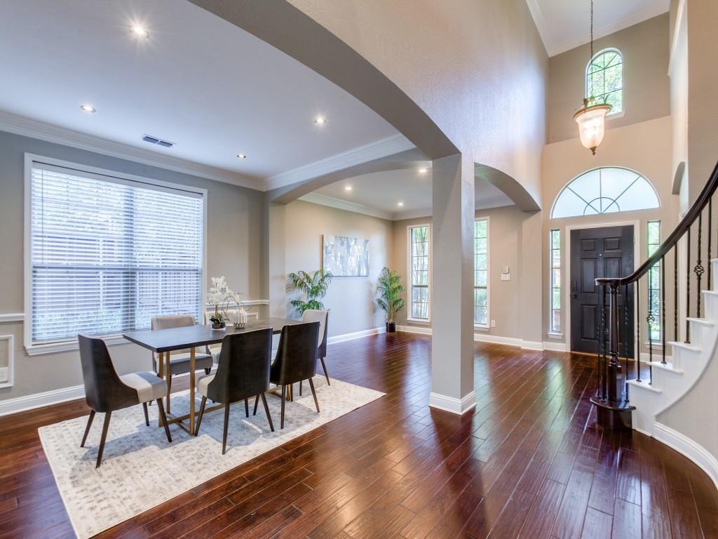 421 Shady Oaks Drive