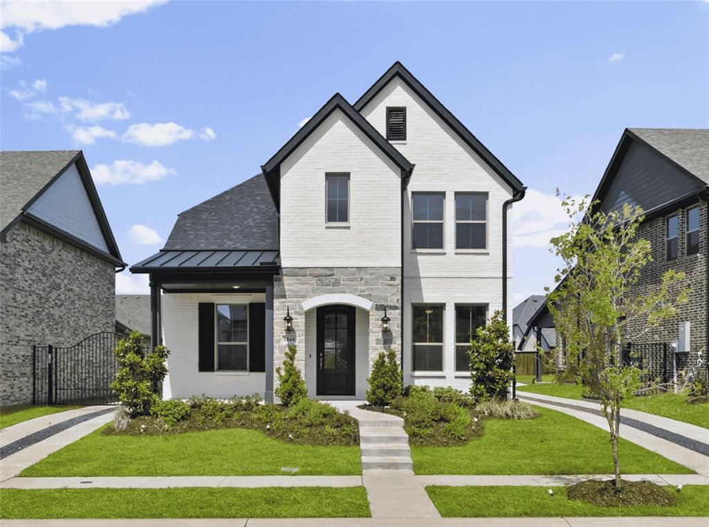Photo of 1844 Rosedale Avenue, Van Alstyne, TX 75495 (MLS # 21279867)