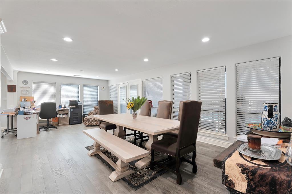 Decordova Bend Estate - Residential