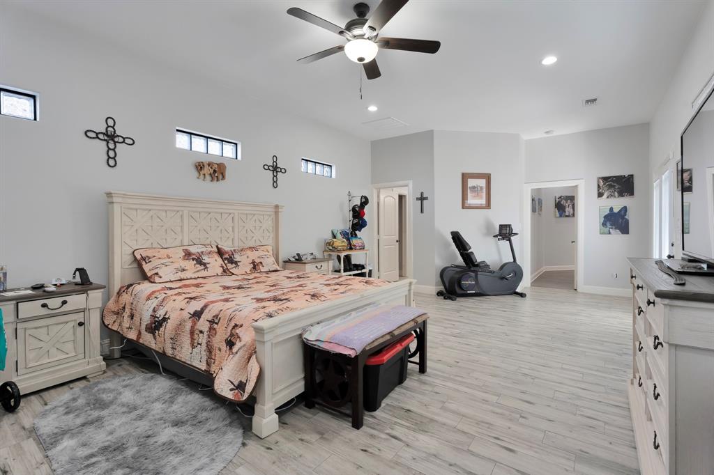 Decordova Bend Estate - Residential