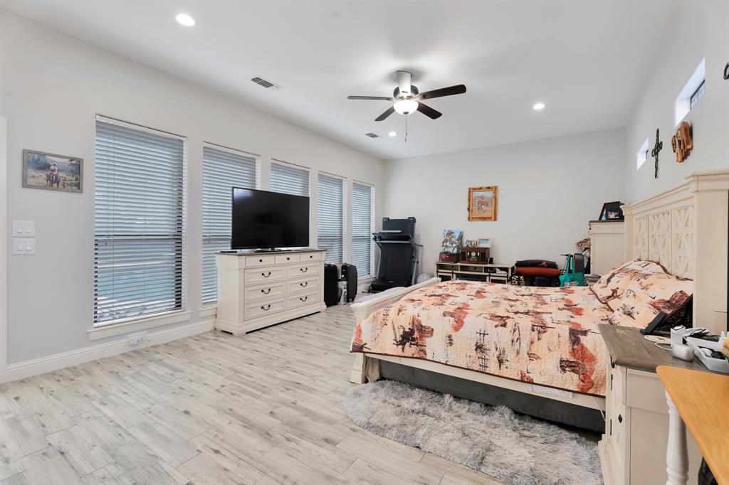 Decordova Bend Estate - Residential