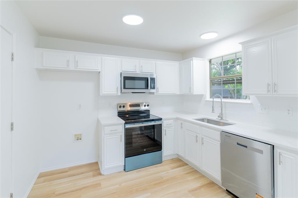 Grove Oaks - Residential