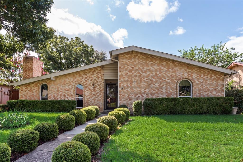 1332 Applegate Drive