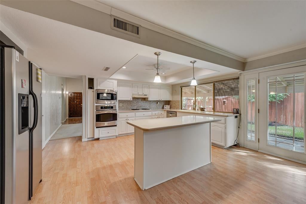 1332 Applegate Drive