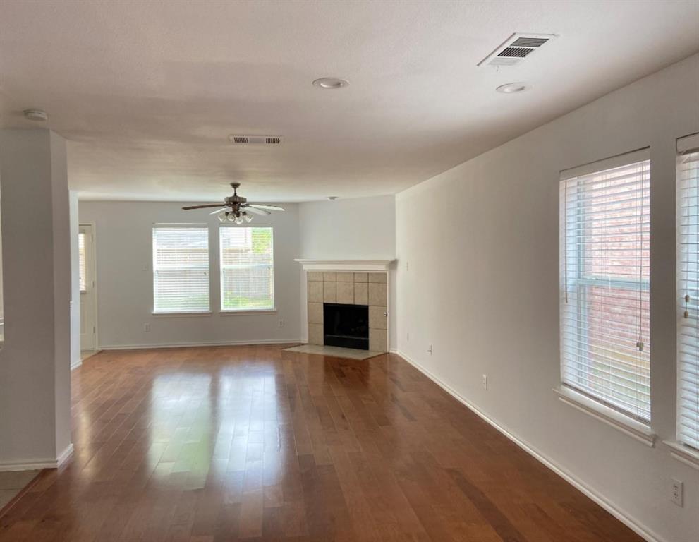 Heights at Westridge #1 The (CMC), BLK h, LOT - Residential Lease