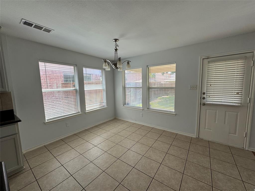 Heights at Westridge #1 The (CMC), BLK h, LOT - Residential Lease