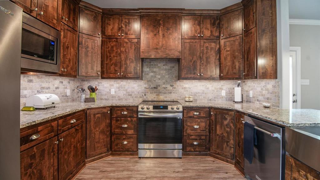 129 Oak Springs Loop